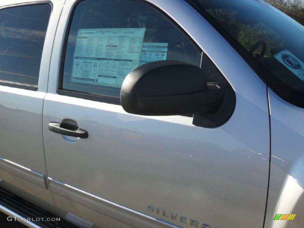 2011 Silverado 1500 LT Crew Cab 4x4 - Sheer Silver Metallic / Ebony photo #24