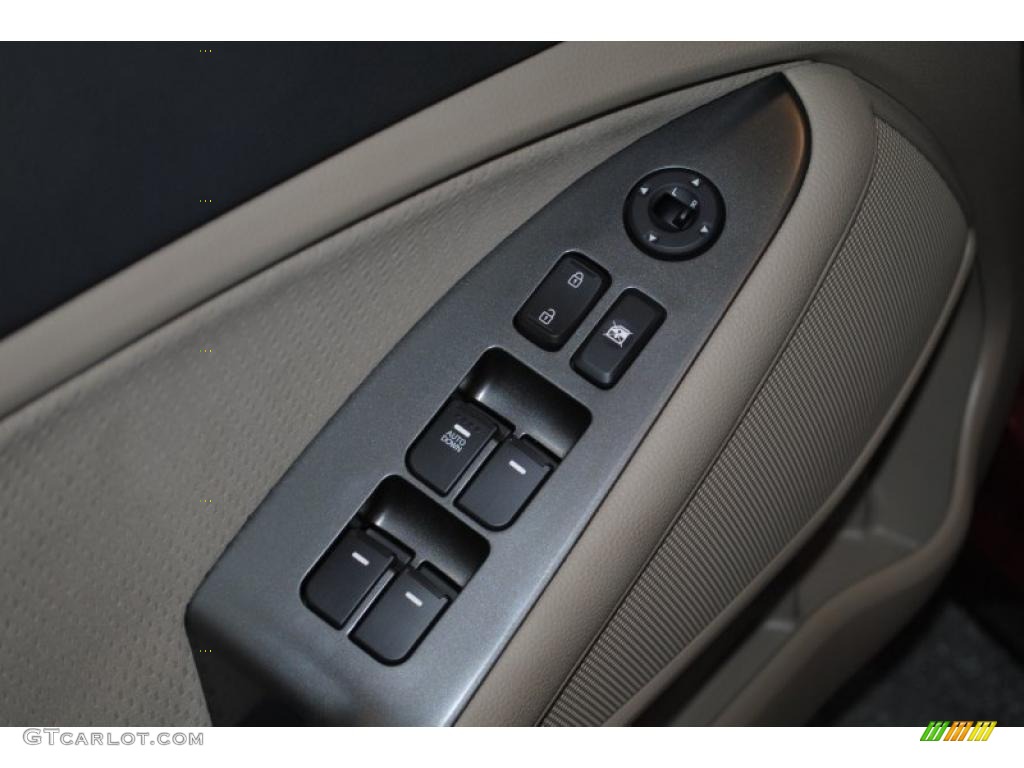 2011 Kia Optima LX Controls Photo #42398319