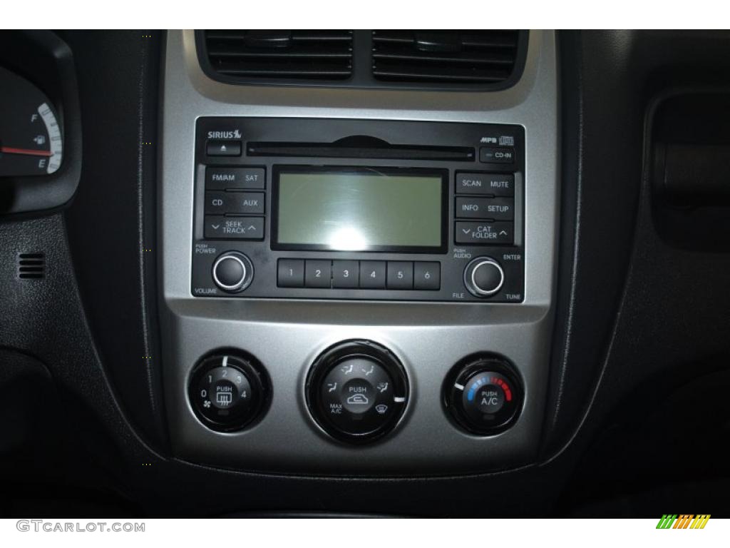 2009 Kia Sportage EX V6 Controls Photo #42400131