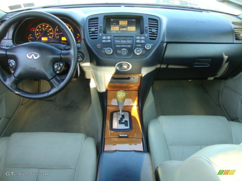 2003 Infiniti M 45 Sport Sedan Willow Dashboard Photo #42402455