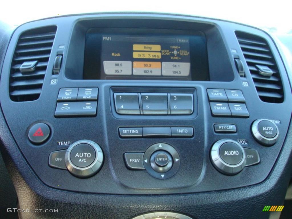 2003 Infiniti M 45 Sport Sedan Controls Photo #42402791