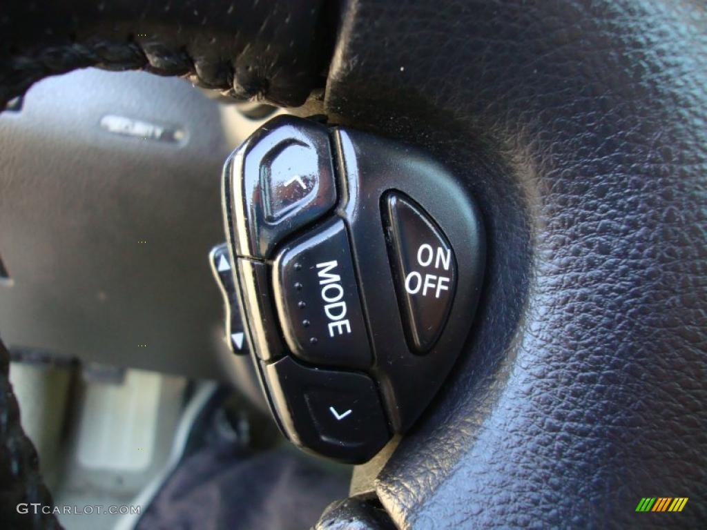 2003 Infiniti M 45 Sport Sedan Controls Photo #42402899