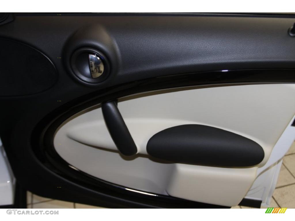 2011 Mini Cooper S Countryman All4 AWD Carbon Black Lounge Leather Door Panel Photo #42404807