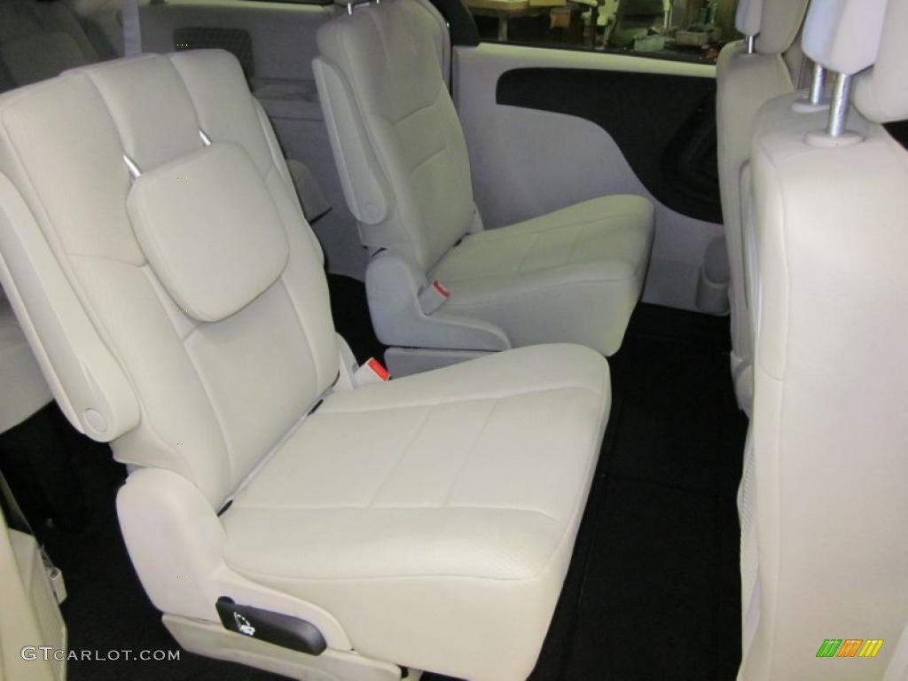 Black/Light Graystone Interior 2011 Dodge Grand Caravan Crew Photo #42407315