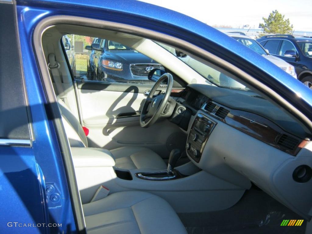 2006 Impala LTZ - Laser Blue Metallic / Neutral Beige photo #21