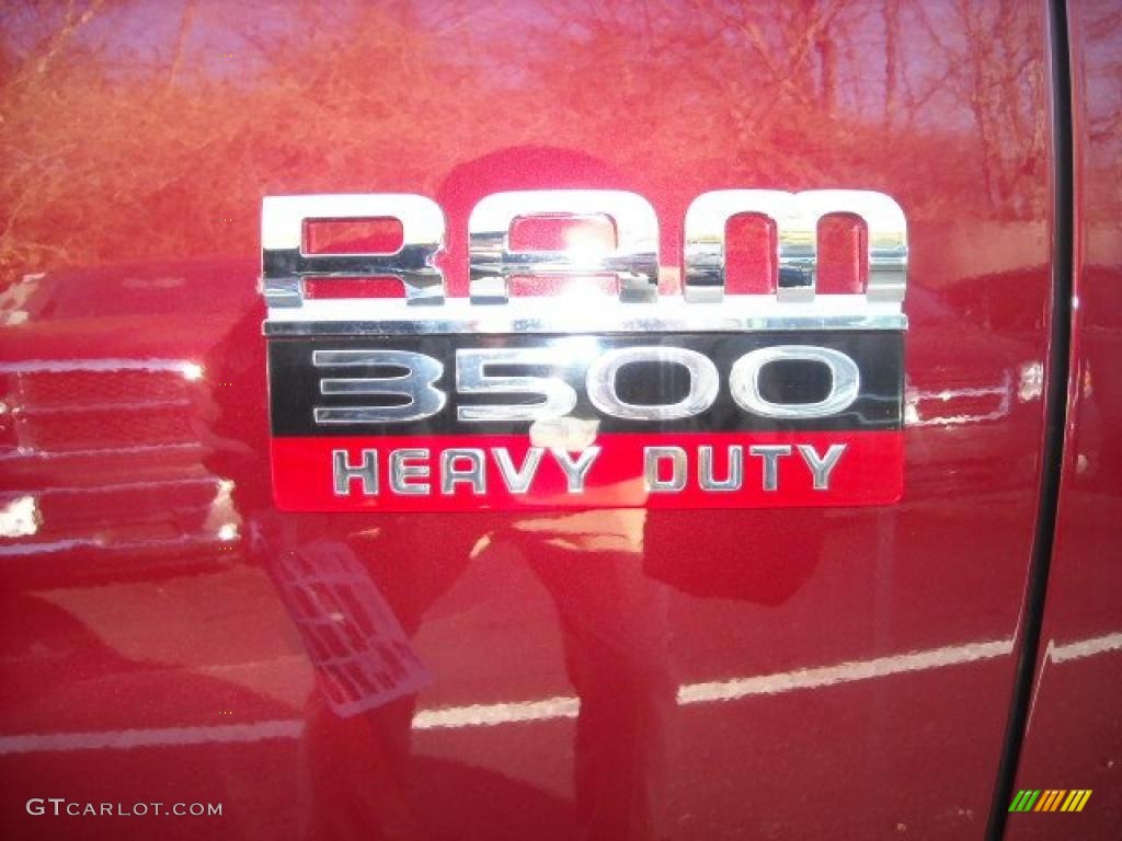 2011 Dodge Ram 2500 HD Big Horn Crew Cab 4x4 Dually Marks and Logos Photos