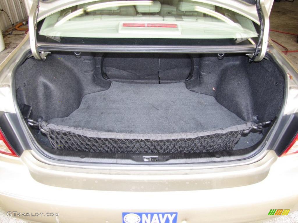 2003 Infiniti I 35 Trunk Photo #42412880