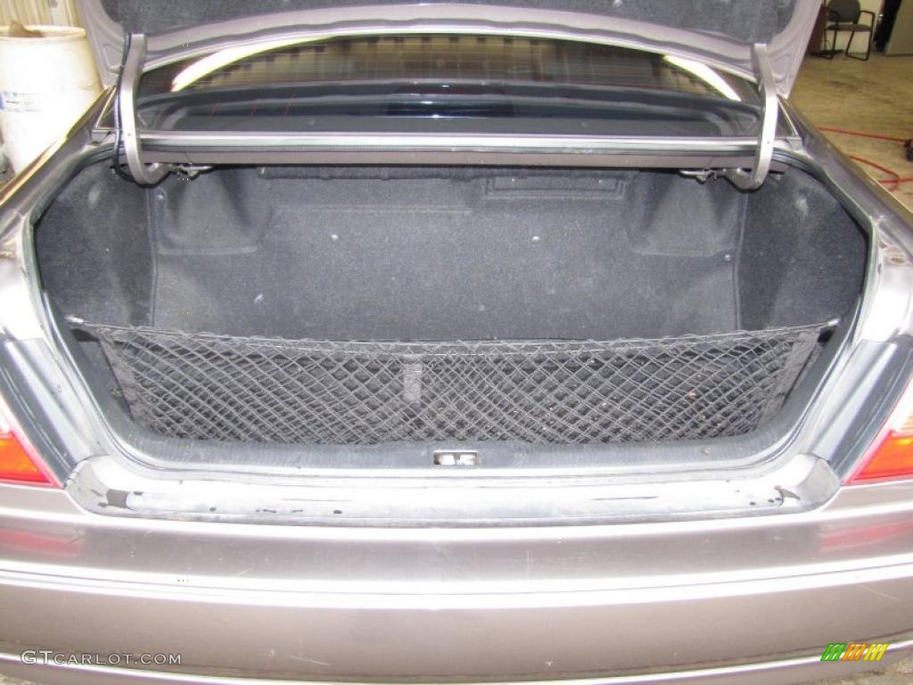 2000 Infiniti Q 45 Trunk Photos