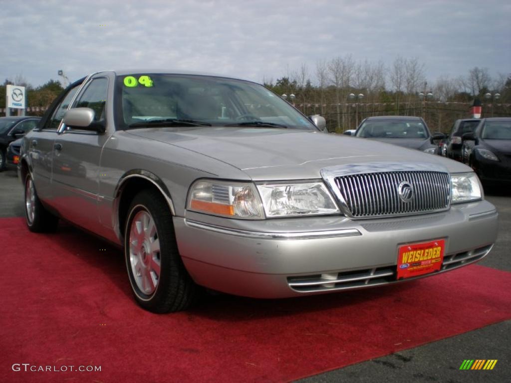 2004 Grand Marquis LS - Silver Birch Metallic / Light Flint photo #5