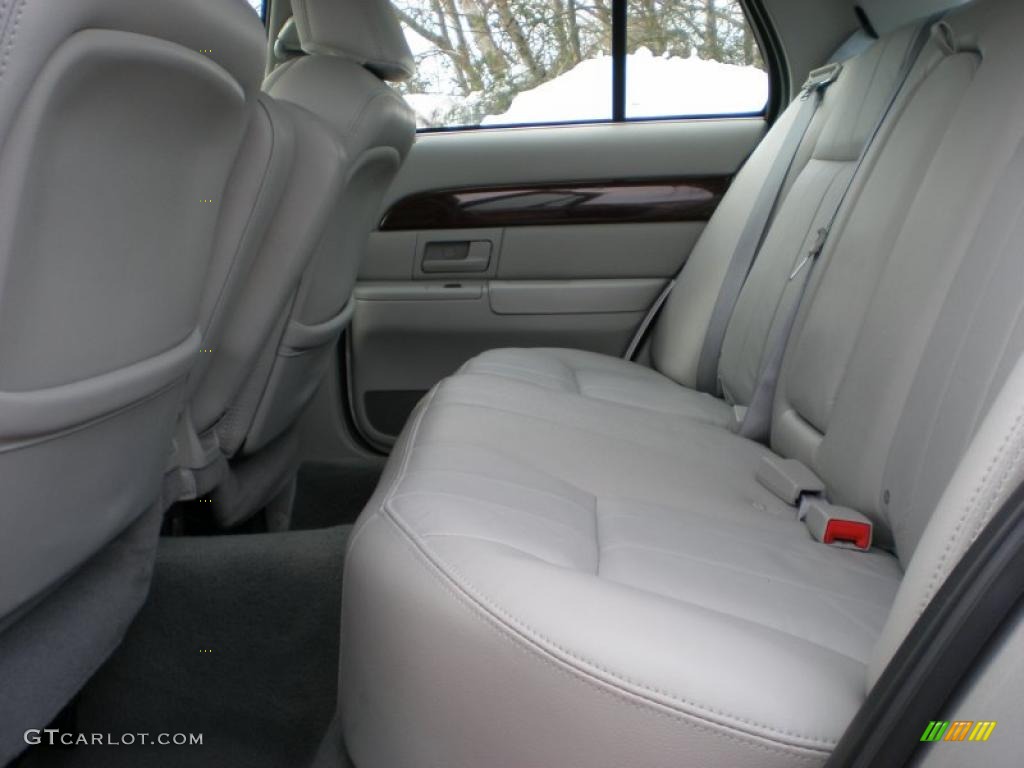 2004 Grand Marquis LS - Silver Birch Metallic / Light Flint photo #17