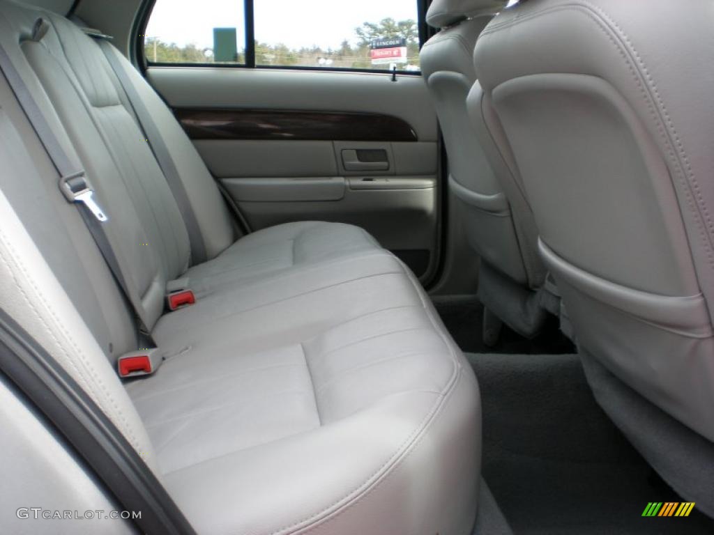 2004 Grand Marquis LS - Silver Birch Metallic / Light Flint photo #21