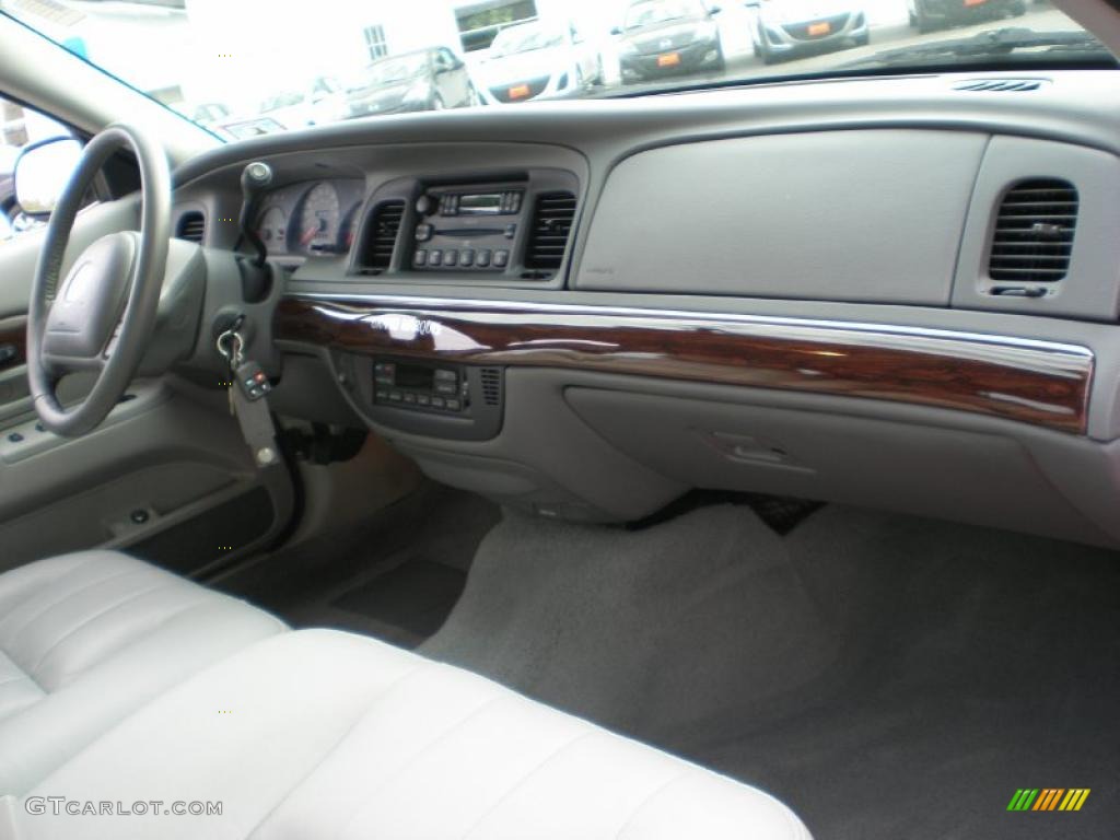 2004 Grand Marquis LS - Silver Birch Metallic / Light Flint photo #24