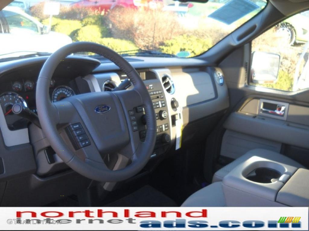 2010 F150 XLT SuperCab 4x4 - Red Candy Metallic / Medium Stone photo #10