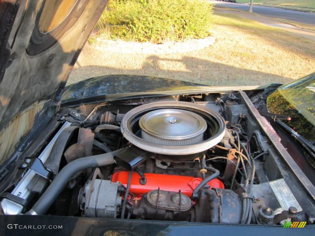 1975 Chevrolet Corvette Stingray Coupe 350 cid OHV 16-Valve V8 Engine Photo #42415575