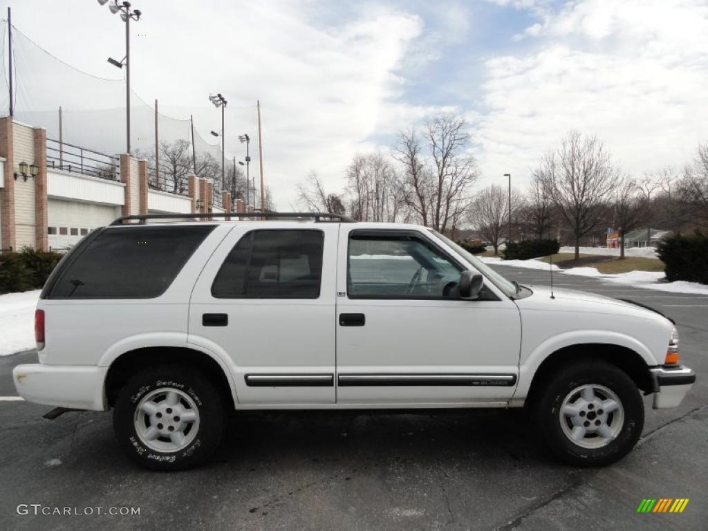 2000 Blazer LS 4x4 - Summit White / Medium Gray photo #6