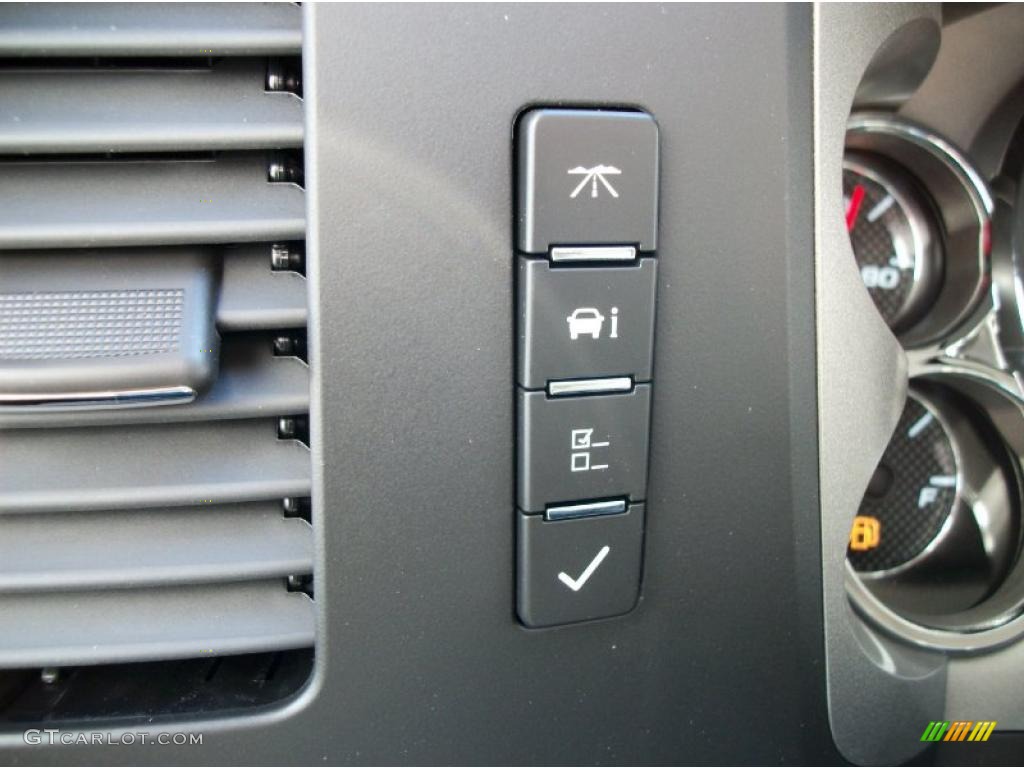 2011 Chevrolet Silverado 1500 LT Extended Cab 4x4 Controls Photo #42417116