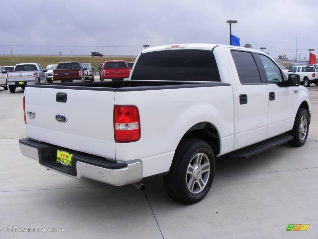 2006 F150 XLT SuperCrew - Oxford White / Medium/Dark Flint photo #6