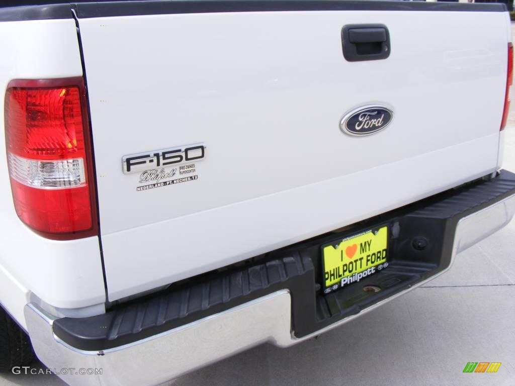 2006 F150 XLT SuperCrew - Oxford White / Medium/Dark Flint photo #10