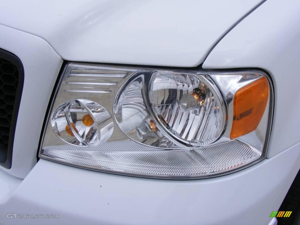 2006 F150 XLT SuperCrew - Oxford White / Medium/Dark Flint photo #19