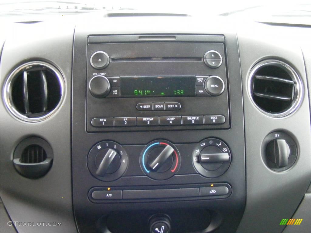 2006 F150 XLT SuperCrew - Oxford White / Medium/Dark Flint photo #34