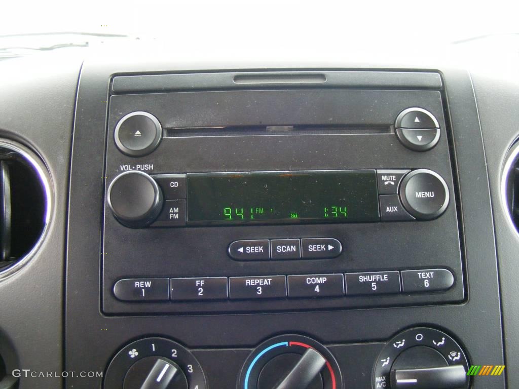 2006 F150 XLT SuperCrew - Oxford White / Medium/Dark Flint photo #36
