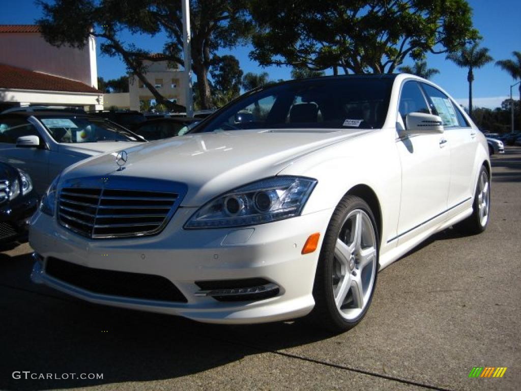 2011 S 550 Sedan - Diamond White Metallic / Chestnut Brown photo #1