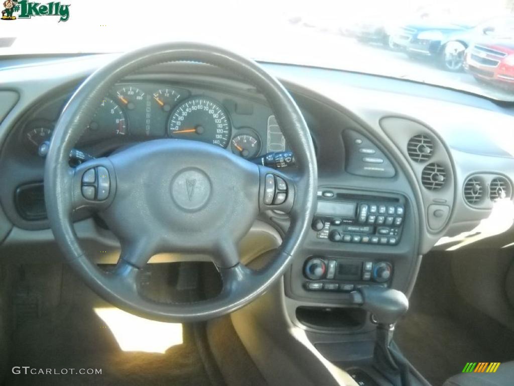 2000 Pontiac Bonneville SE Camel Dashboard Photo #42425492