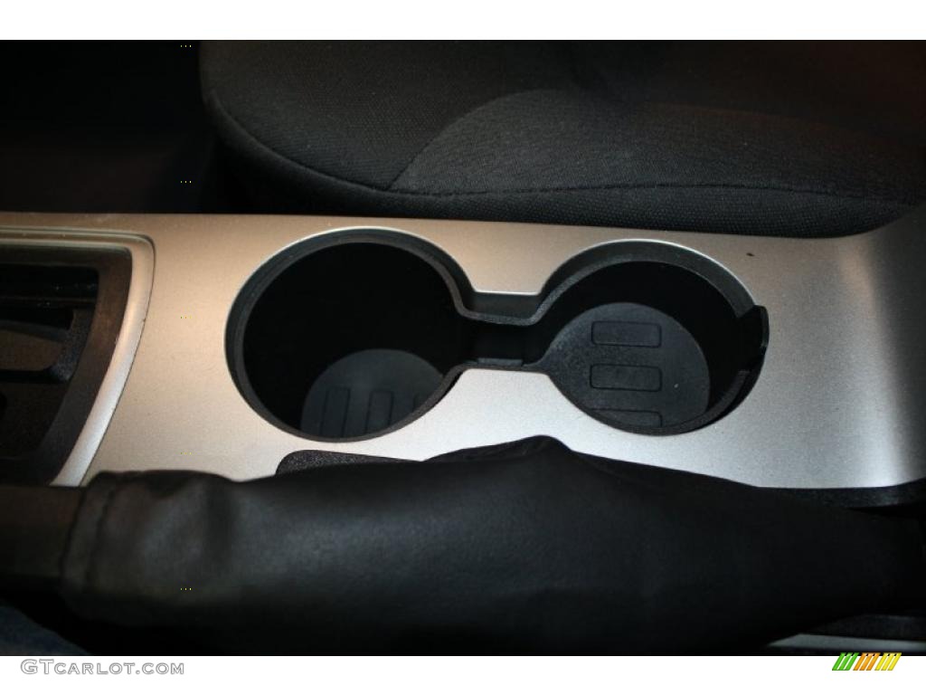2009 Focus SES Sedan - Sangria Red Metallic / Medium Stone photo #18