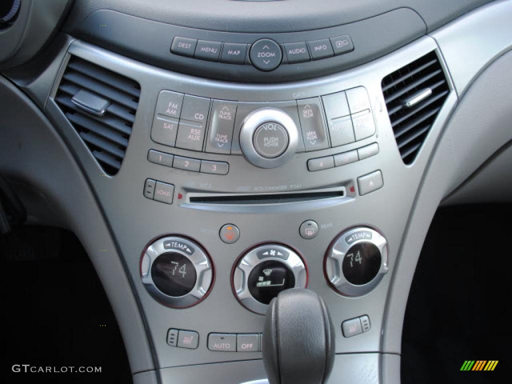 2007 Subaru B9 Tribeca Limited 7 Passenger Controls Photo #42430596