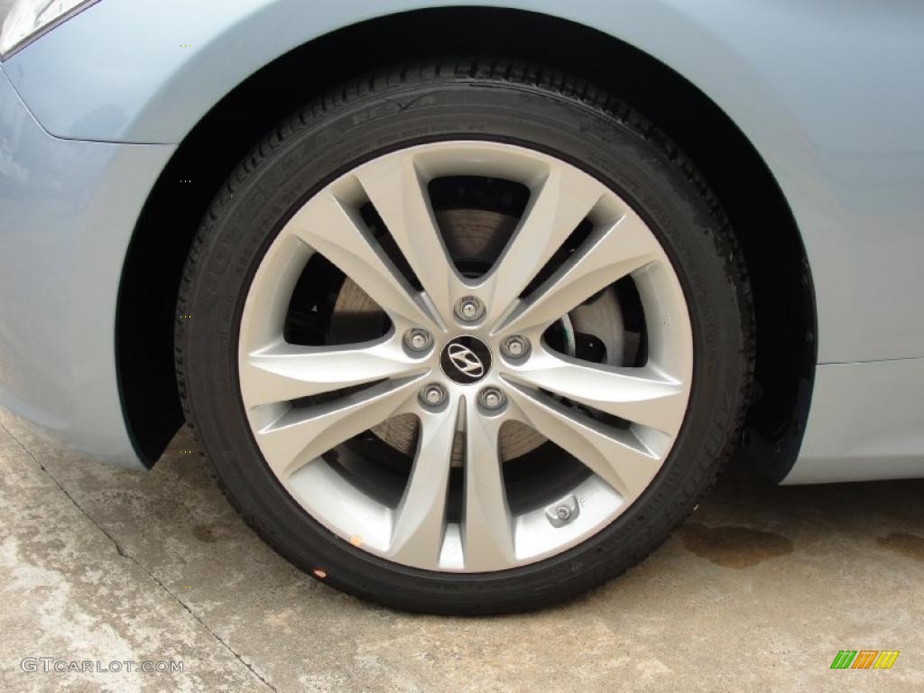 2011 Hyundai Genesis Coupe 2.0T Wheel Photo #42430900