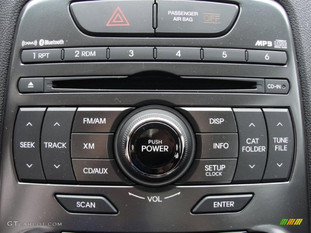 2011 Hyundai Genesis Coupe 2.0T Controls Photo #42431188