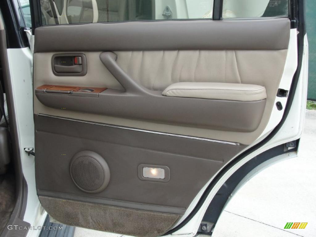1997 Toyota Land Cruiser Standard Land Cruiser Model Oak Door Panel Photo #42432680