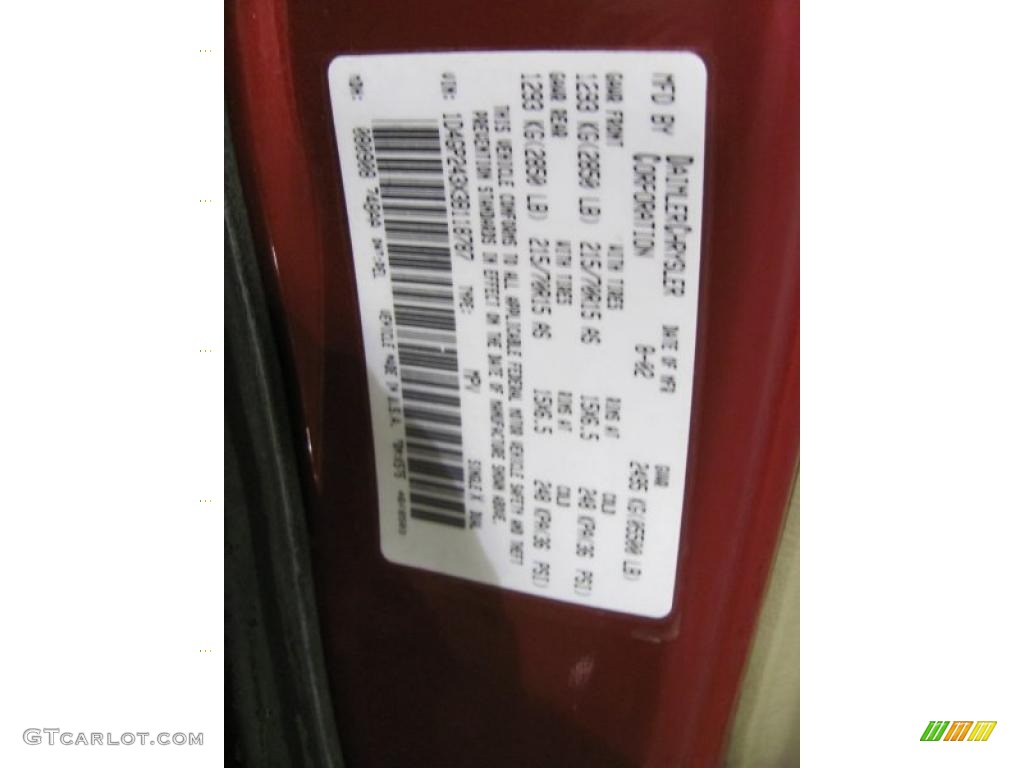 2003 Grand Caravan SE - Inferno Red Tinted Pearl / Taupe photo #6