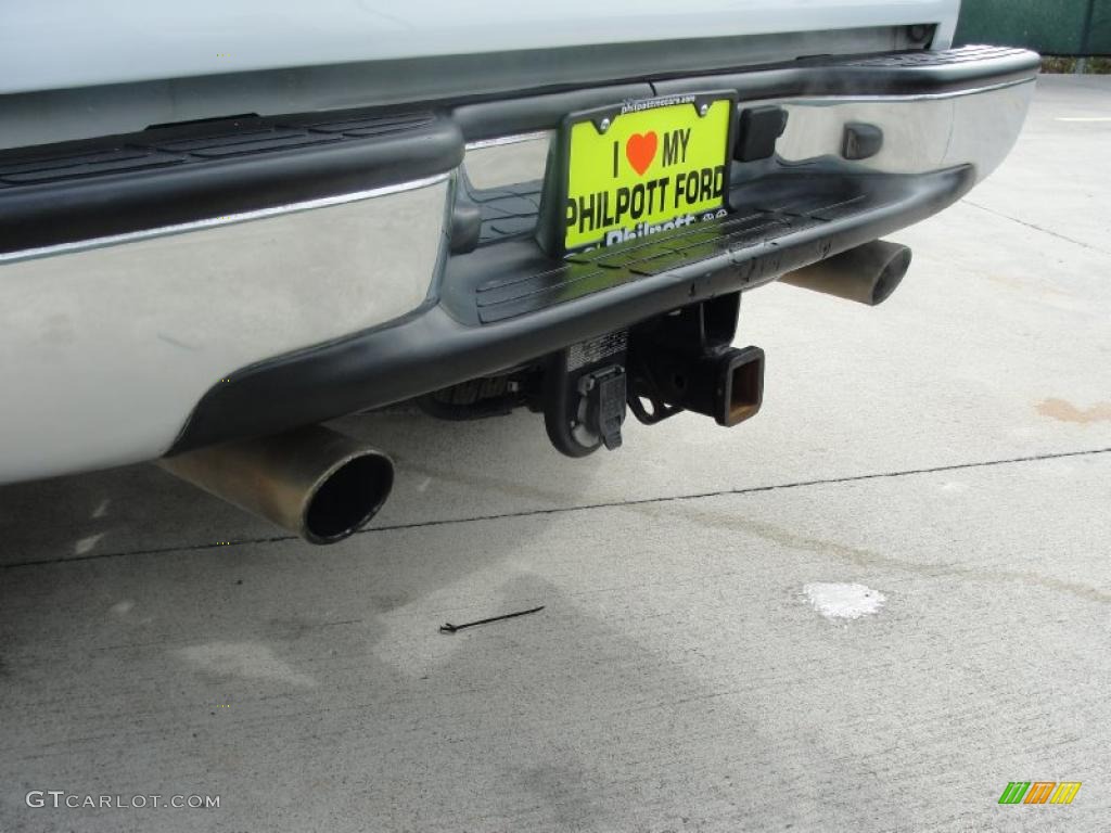 2005 Silverado 1500 Z71 Crew Cab 4x4 - Summit White / Dark Charcoal photo #23