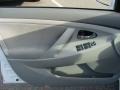 Super White - Camry LE Photo No. 6