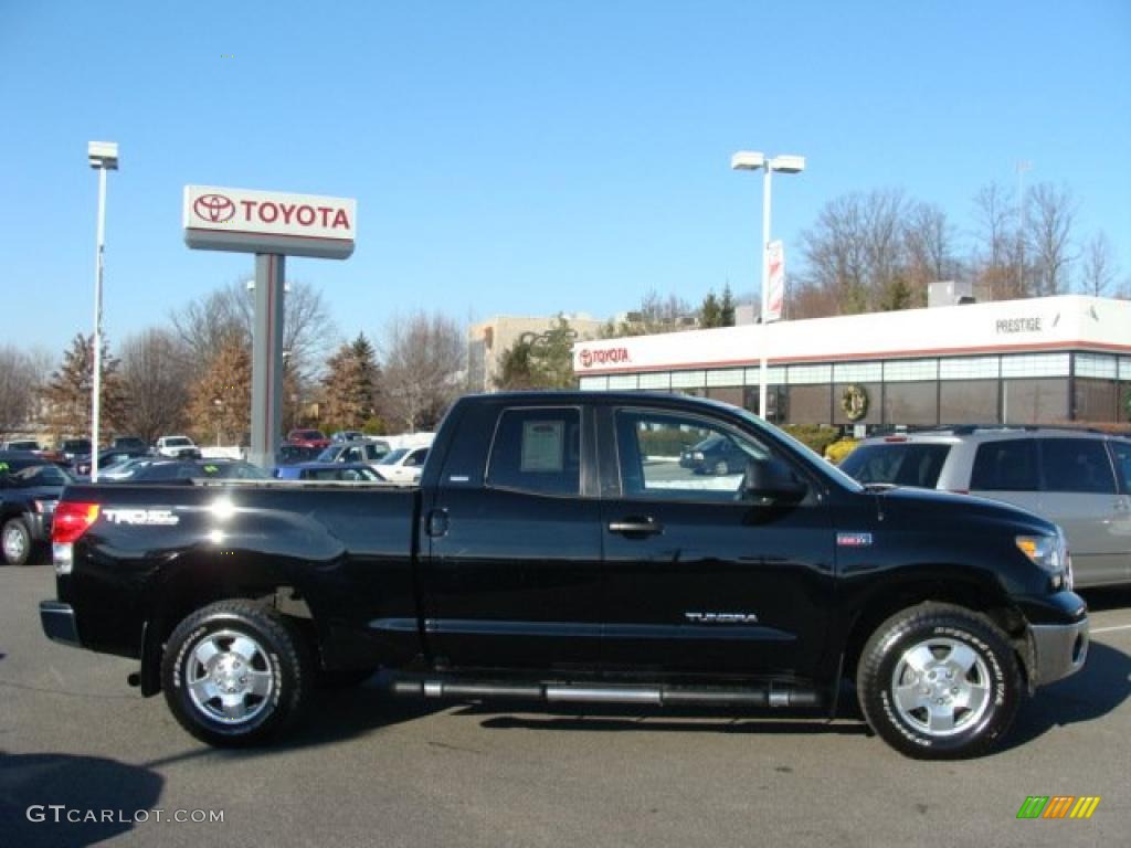 Black Toyota Tundra