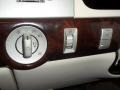 2003 Lincoln Aviator Luxury Controls