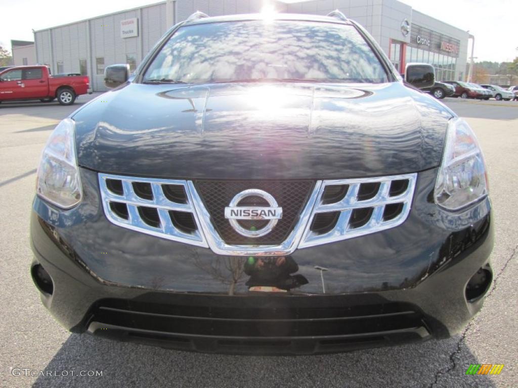 2011 Rogue SV - Wicked Black / Gray photo #6