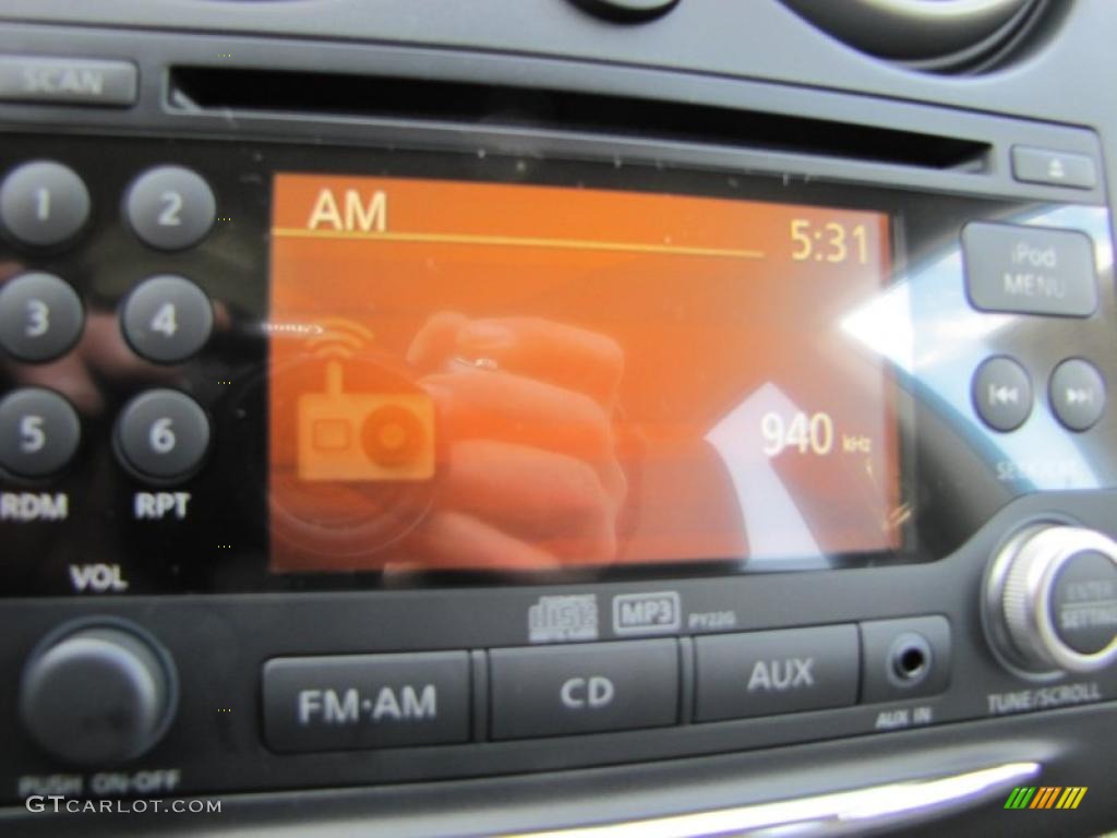 2011 Rogue SV - Wicked Black / Gray photo #16
