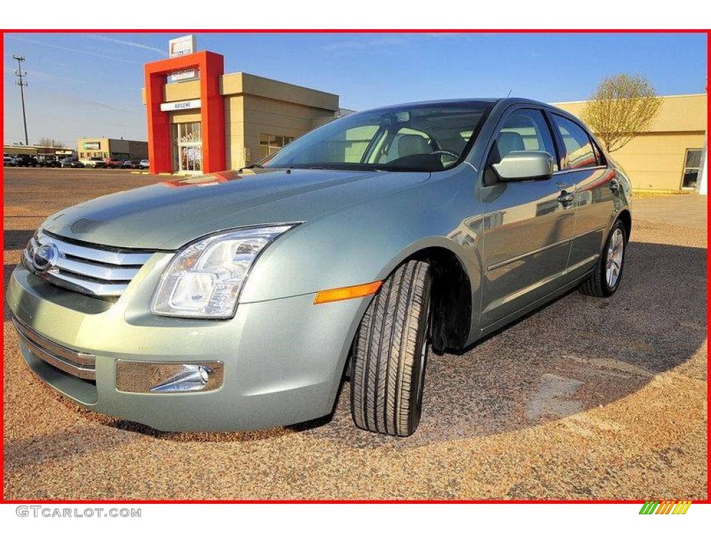 Moss Green Metallic Ford Fusion