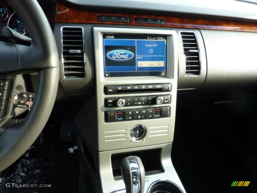 2011 Ford Flex Limited AWD EcoBoost Controls Photo #42443443