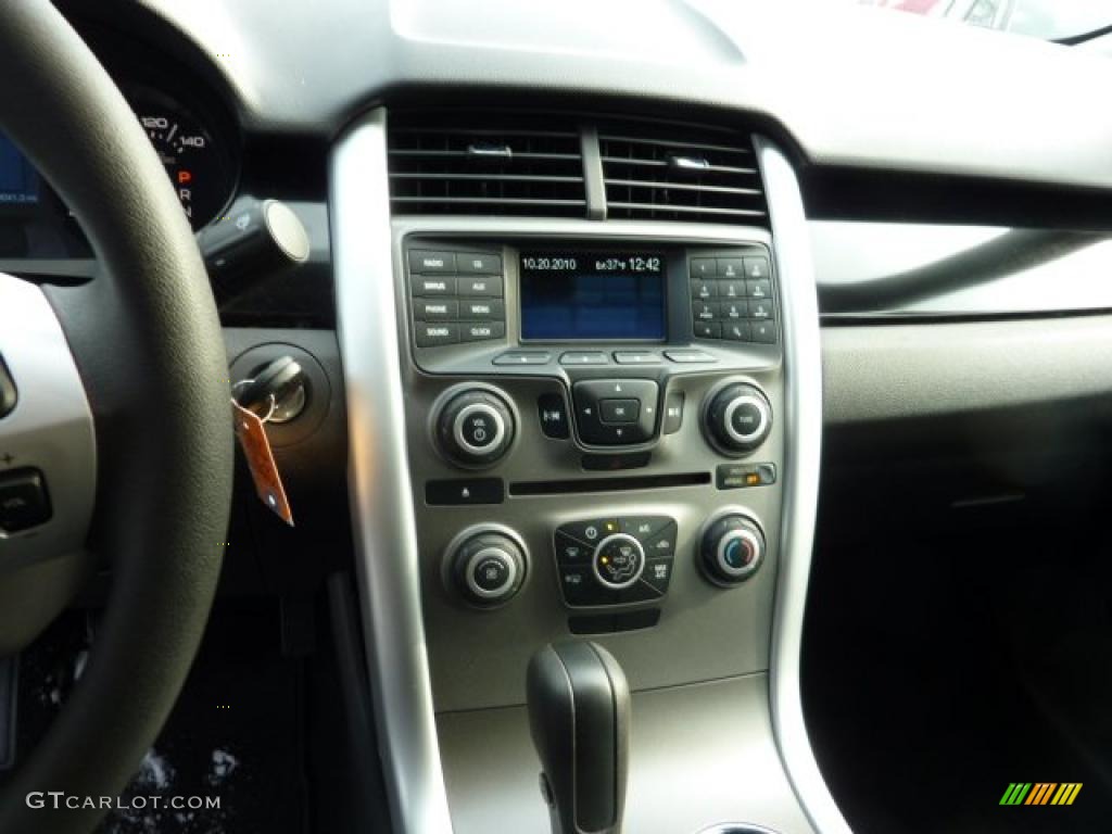 2011 Ford Edge SE Controls Photo #42444535