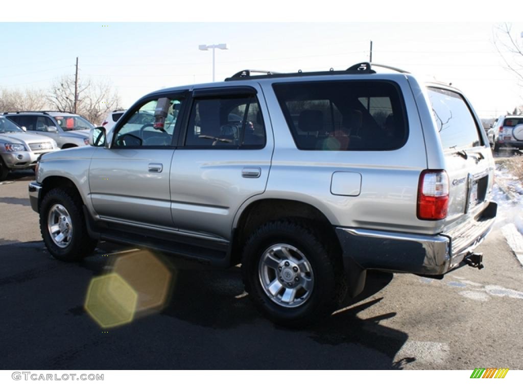 2002 4Runner SR5 4x4 - Millennium Silver Metallic / Gray photo #4
