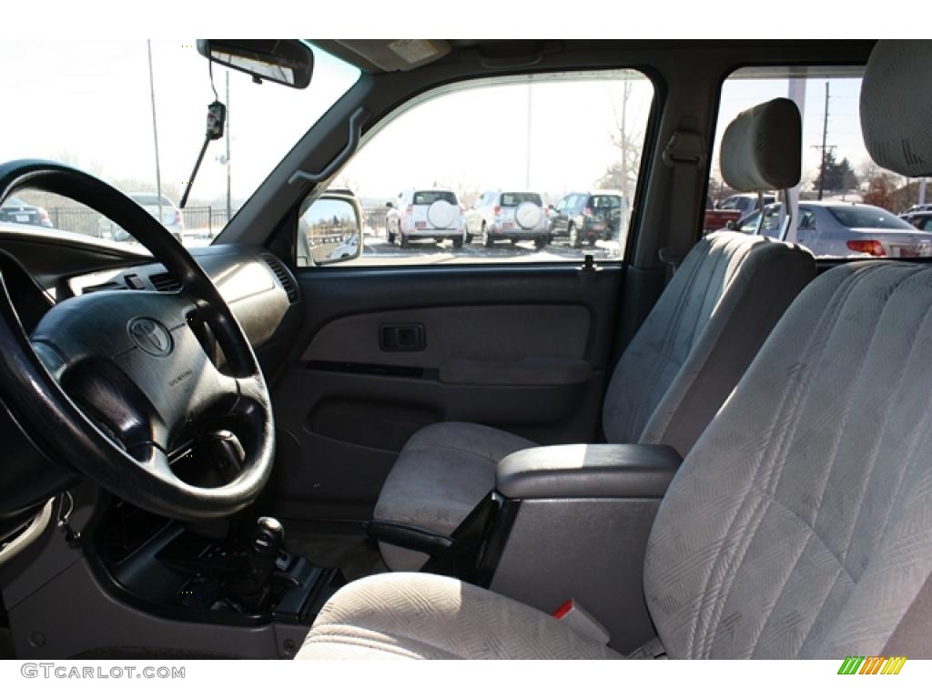 2002 4Runner SR5 4x4 - Millennium Silver Metallic / Gray photo #9