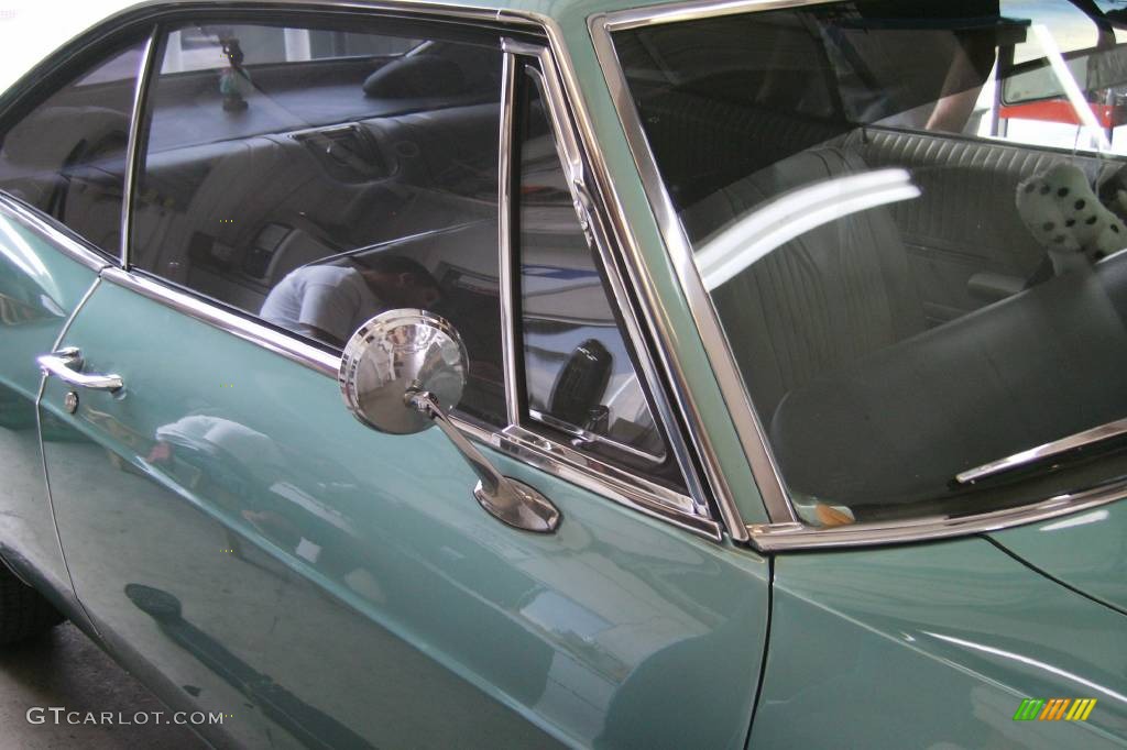 1965 Impala SS - Green / White photo #21