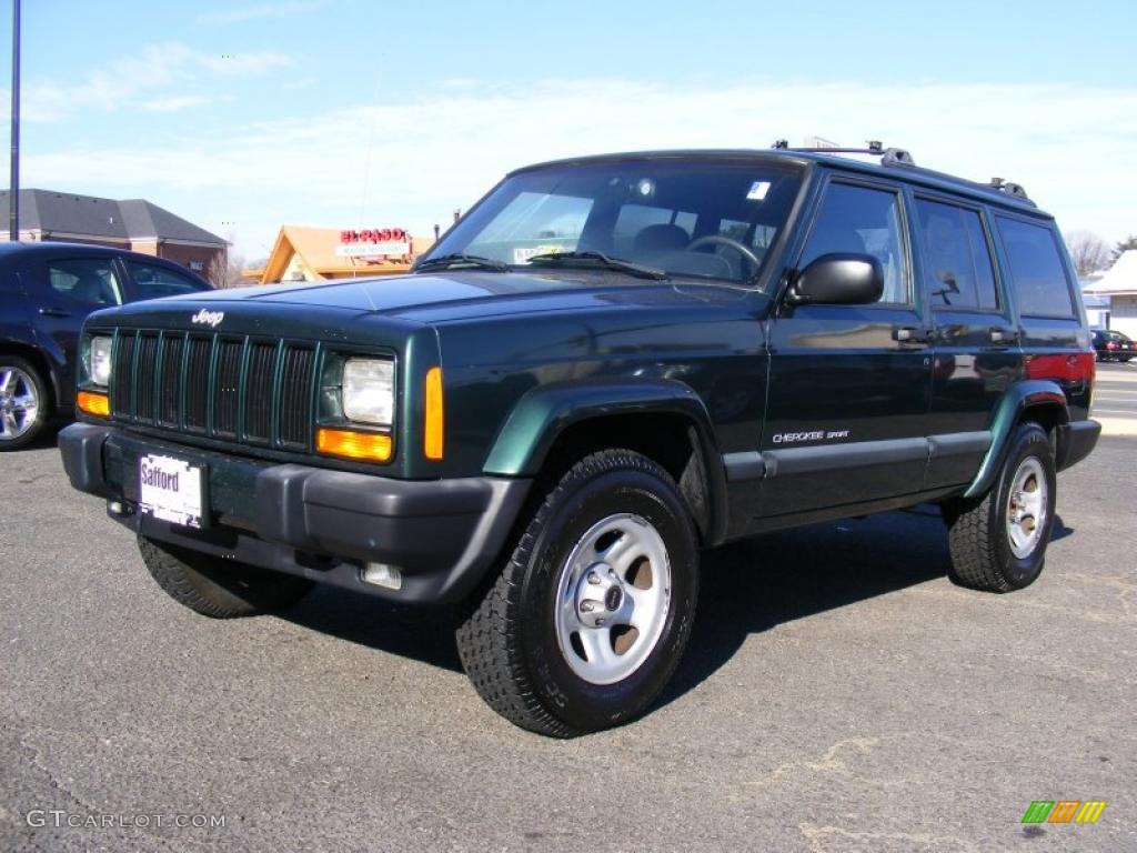 Forest Green Pearl Jeep Cherokee