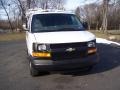 Summit White - Express 2500 Commercial Van Photo No. 8