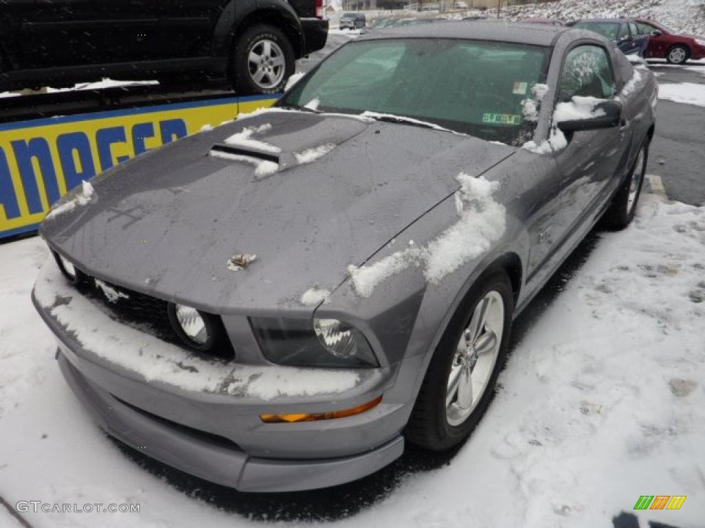 2006 Mustang GT Premium Coupe - Tungsten Grey Metallic / Dark Charcoal photo #5