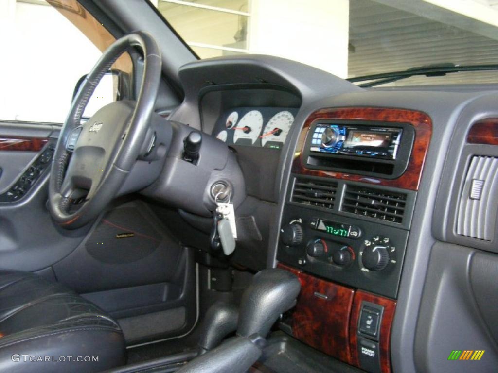 2001 Grand Cherokee Limited 4x4 - Silverstone Metallic / Agate photo #30