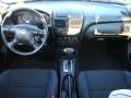 Blackout - Sentra 1.8 S Special Edition Photo No. 26